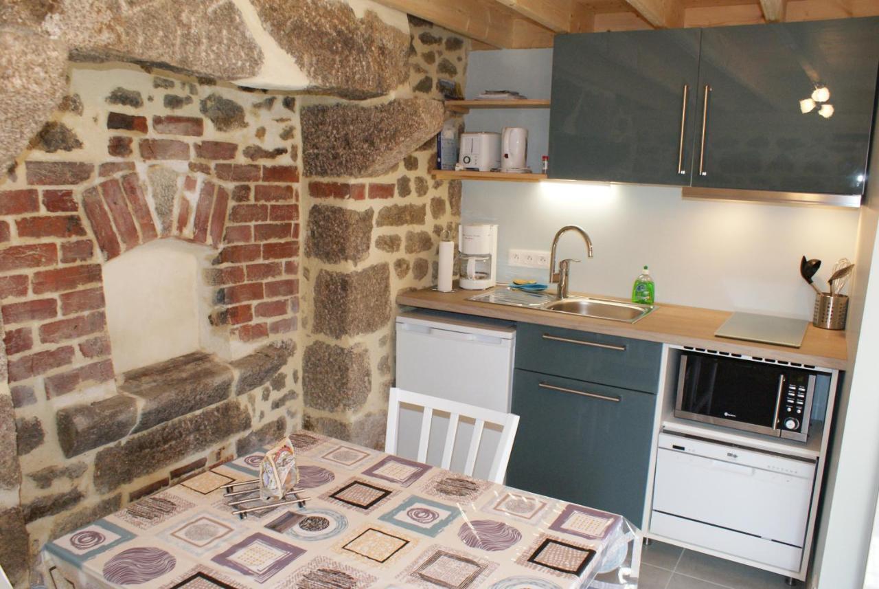 La Boulangerie De Gitesocotentin, Charmant Cocon Pour Deconnecter Montfarville Exterior photo